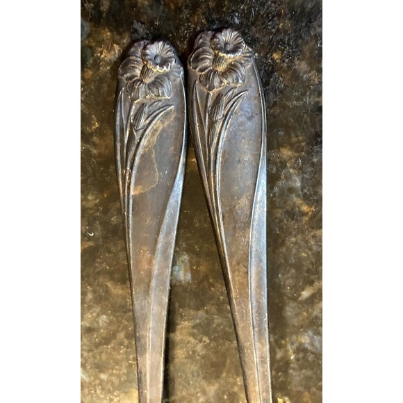 1847 Rogers Brothers Silver Plate IS Daffodil Serving Spoon And Fork - Picture 8 of 10